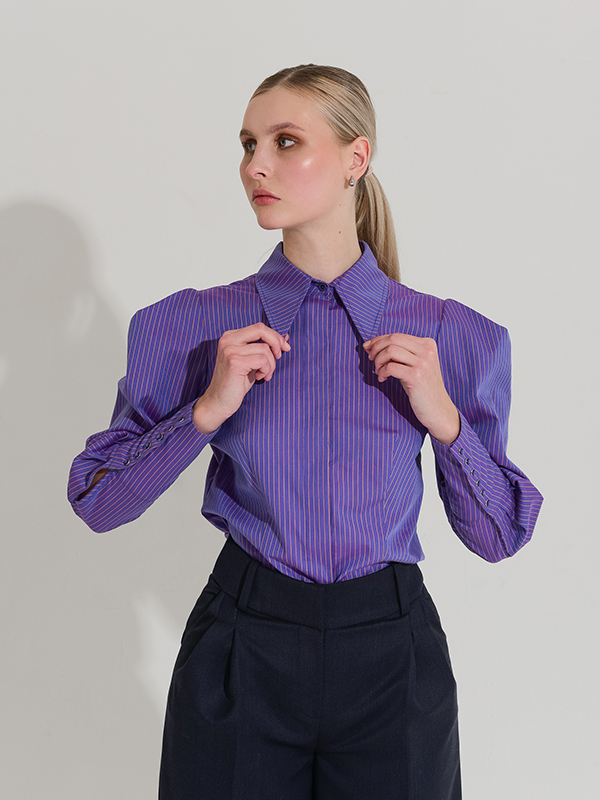 Рубашка с высоким манжетом на кнопках фиолетовая